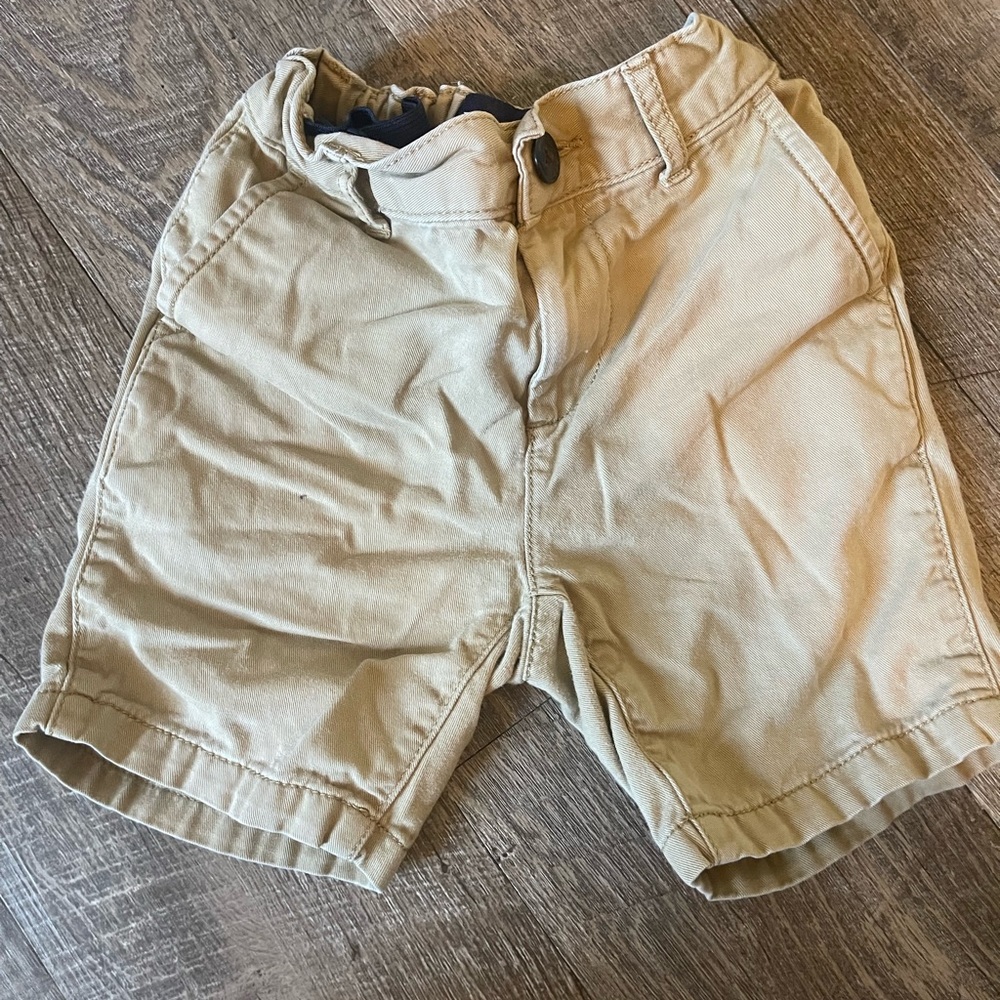 Children’s place khaki shorts